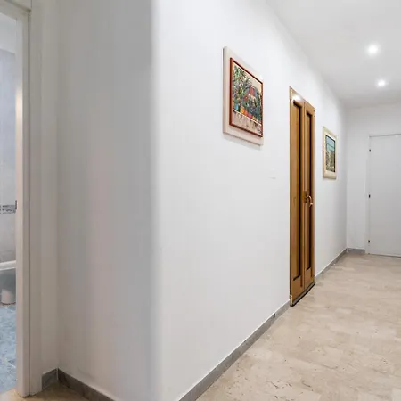 Apartment Febe By Wonderful Italy *